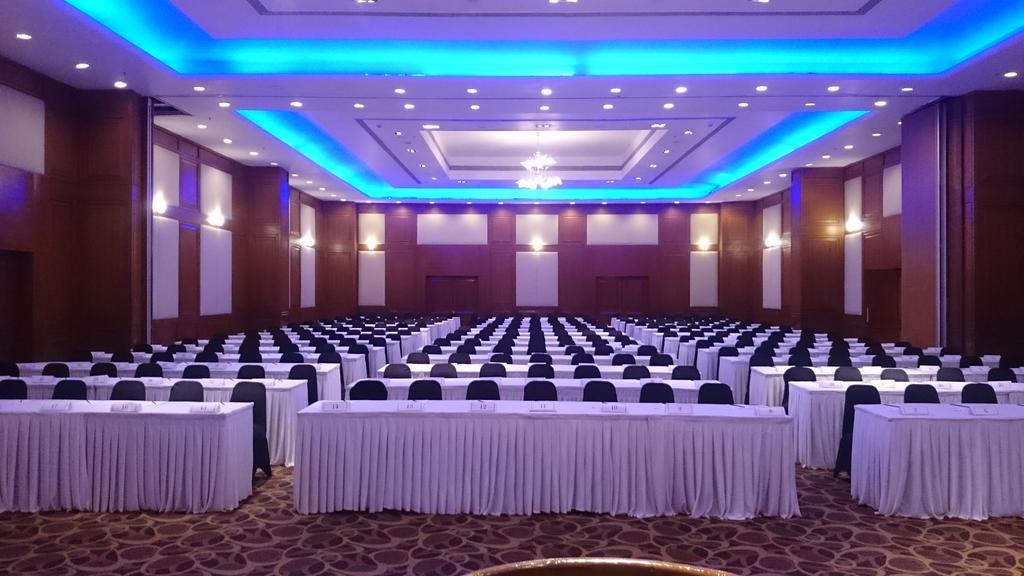 The Chancery Pavilion Bangalore Exterior foto
